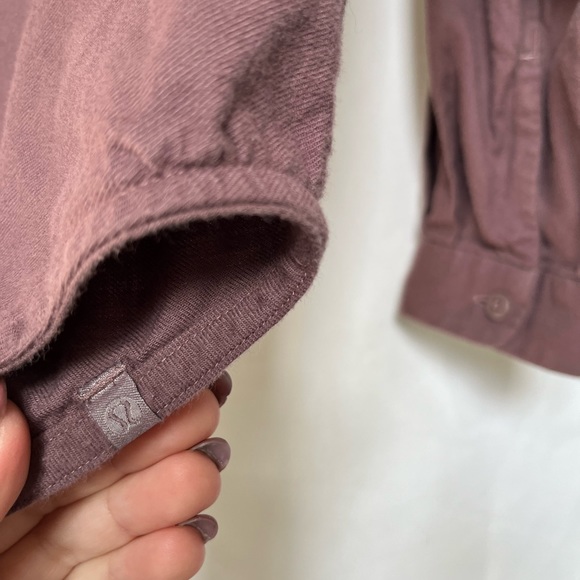 Lululemon Full Day Ahead Flannel Button Up Size 12 - Picture 6 of 15